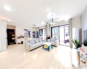 花样年美岸 3室1厅 南 北