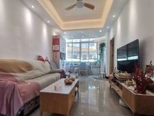 白云农工商宿舍 送车位 包税费 南向 中层 急售 价格可谈