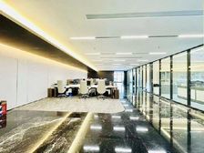 国贸CBD 汉威大厦 精装修带家具 高区正对电梯 特价出租