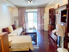 凤凰城凤鸣苑 满五 出行方便 临地铁 中间好楼层 双卫