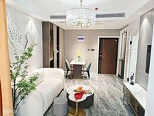 胖东来人民公园!单价6千送10万装修央棠一室双气42平70年