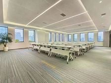 团结湖商圈 佳隆国际大厦 精装修带家具 高区正对电梯 特价租