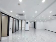 番禺万达185平整层精装丨送办公家具丨适合电商丨IT丨直播丨