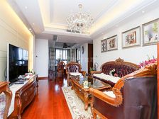 DJ房,华润(二期)3室2厅2卫高区,保养全新,带车位,满五