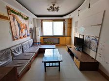 和谐 一楼 两室房 送地下室 看房有钥匙 停车方便