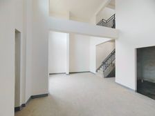 急 联排188带地下室前后花园可做6个房间可装电梯环境物业好