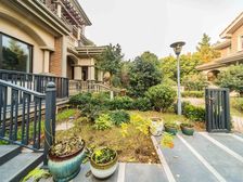 锦珑湾别墅 精装 大院子 着急卖掉 外地发展 血亏好几百