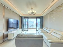 世博花园 飞机三房 精装修 中区 全明全亮的户型 房东急卖