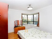 少有边套东边户型 带双阳台 自住装修 满五税少