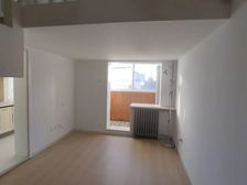 满五年唯一+随时看房+中楼层+带挑高+近地铁