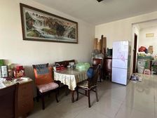 中间费共1%,2房南北通透,精装修,打一模范學校,崇明地铁