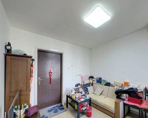 畅柳园电梯两居室,精装修拎包入住,无遮挡