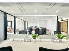 番禺广场基盛万科206平精装3房坐23人近地铁配家私