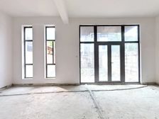 全新没有住过毛坯,可以自己设计装修,带花园,地下室