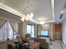 兰园凤翎台 近机场 南北对流 精装修 保养新 视野开阔 急售