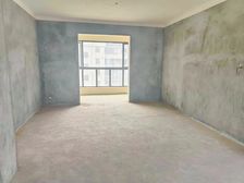 带车位 中间楼层视野好 小区新 交通便捷 近地铁 商品住宅