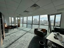 西北三环苏州桥 西海国际150700平 精装修办公。