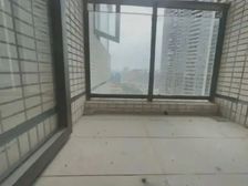 中央城中间楼层户型方正采光好送家具家电