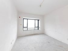 合景峰汇五期 小区沿河前排 纯毛坯赠送6米挑高 看房方便