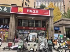 万人小区第1间(超市)每平租220,六米层高大外摆,一手税