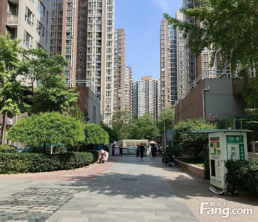 小区相关图