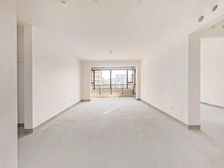 麓端府品质小区 小高层凤凰层次顶 四室两卫 随时看房