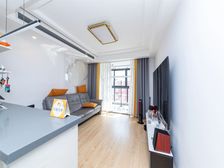 笋盘急推丨精装修30万赠送丨边套全明丨12年次新房丨采光佳