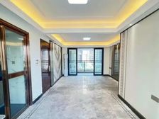 大壮名城 诚心出售 送车位 送家私家电 价格可谈 包税费南向