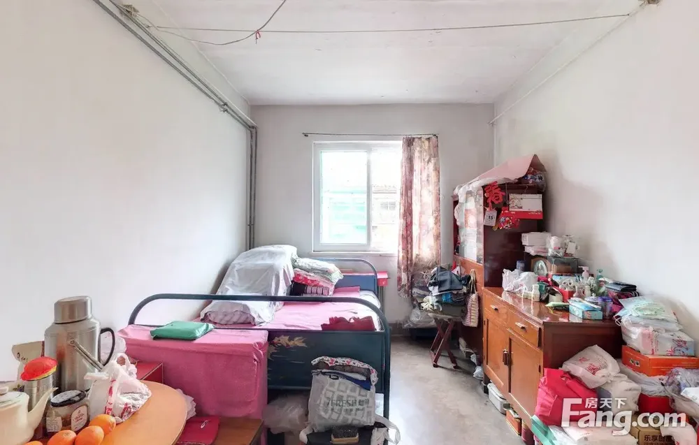 马场别墅岳阳道小學五大道内28年可报名中楼层阳面两室私产满五