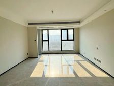 招商城市主场三室 小高层 新房没有住过人 诚心出售 随时看房