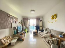 中海康城 送车位 包税 三房 南向 中层 急售 价格可谈