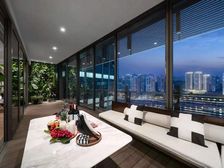 渝中母城,朝天门来福士,楼旺朝天阁,豪装江景大平层,云端之巅