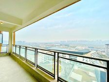 自家阳台看锦城湖 环球 蒙小 是什么样体验!诚售清水房!