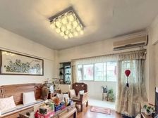 新闻出版社大院 送车位 包税费 急售 南向 中层 价格可谈