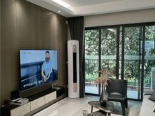 品秀星瀚 诚心出售 送车位送家私家电 价格可谈 包税南向