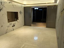 珠江新城,谭村地铁口,商住两用,全新装修9000元