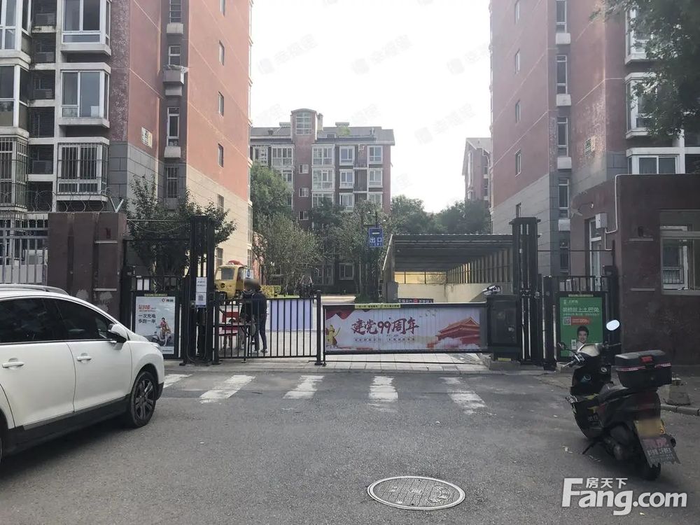 小区相关图