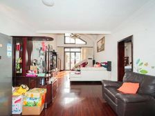 地铁 ,大复式送阁楼,挑空大厅,南北通透,南广场核心地段