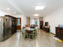 花园洋房 近1号线 精装修50万 房东深夜挂牌 只求卖掉