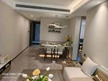 十六号线地铁站旁 !南向简装修!精装修,旁边有明珠建平