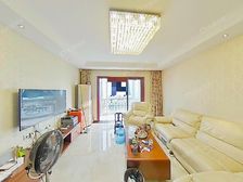 金桥 欧式建筑.电梯小高层三房 前后无遮挡位置安静