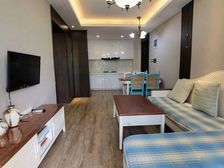 一山湖 2室2厅1卫 精装修 145万元 62平米