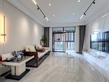 正南宝华海尚郡领4室2厅精装修