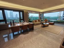 武广新城 近地铁口 精装房 品质小区带会所游泳池 吾悦广场