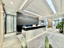 35元!即可拎包进驻寰宇汇金中心UCC45层+高空云端办公室