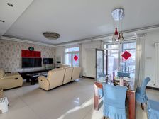 新上 双拼 面宽12米 三面环绕花苑80 四个卧室朝南