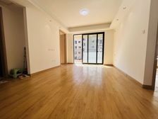 绿地洋房,次新小区,飞机户型,中间楼层,急售,小区价格蕞低