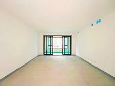 北龙湖核心临河小区 急售好房)无杂税 位置好中层 另有车位