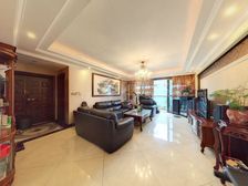 优品道央作 4室2厅 南