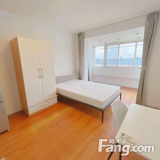  ���ϴ���̨���Һ���һ����һ����,��ȫŮ����Ѻһ��һ���������� 